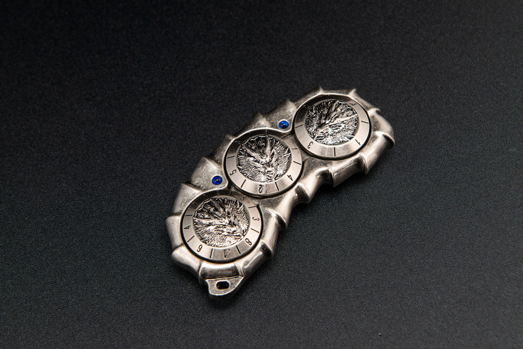 Dragon Spine, Silver finish, D4/D6/D8 side. Original product photograph.